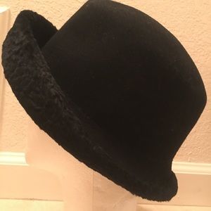 Scalia Black hat